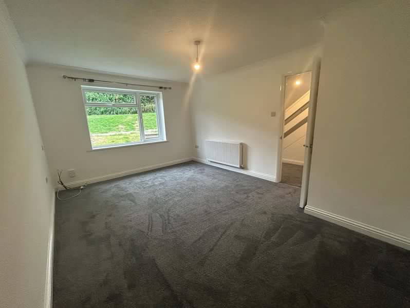 Bearlands, WottonunderEdge Farrington’s Property services