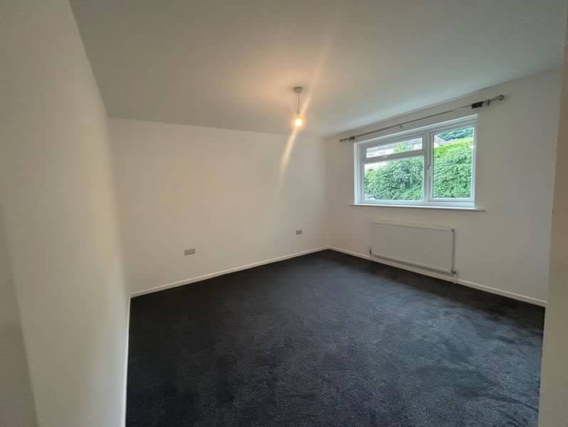 Bearlands, WottonunderEdge Farrington’s Property services