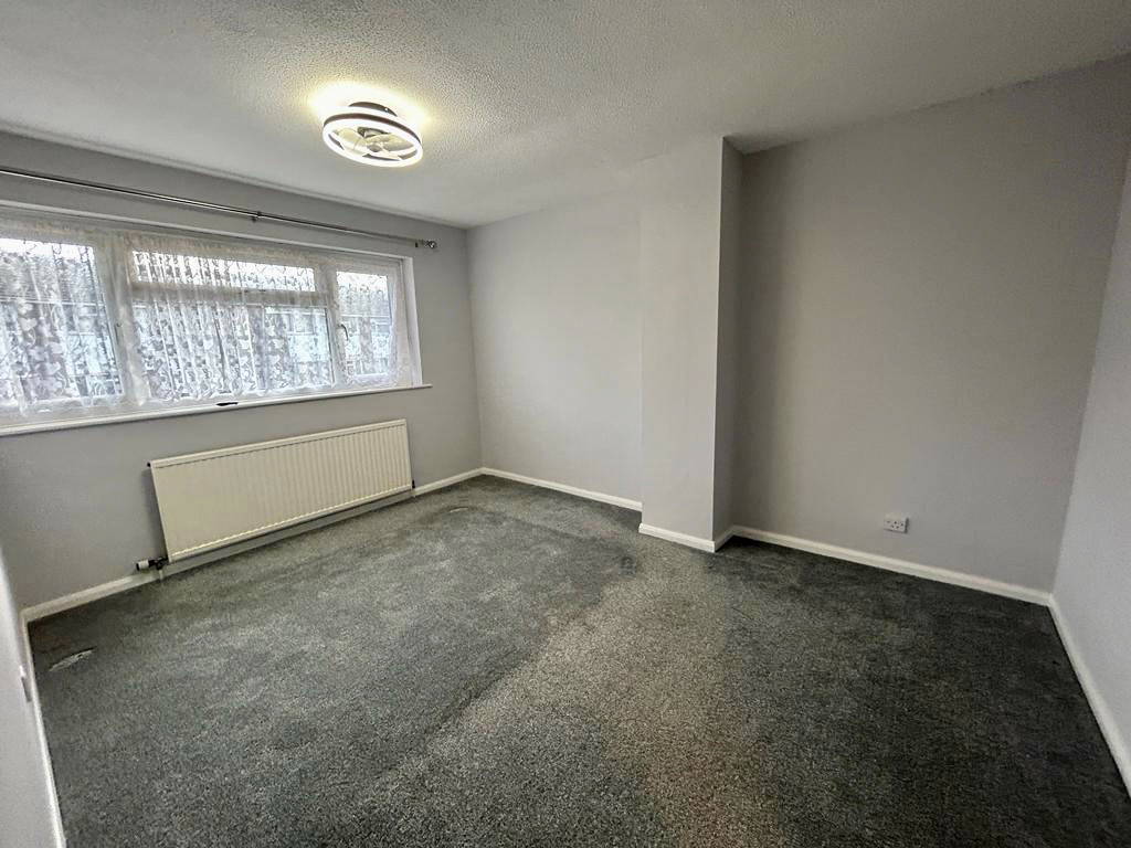 Robin Way, Chipping Sodbury, Bristol Farrington’s Property services