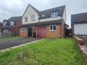 Oaktree Crescent, Bradley Stoke, Bristol